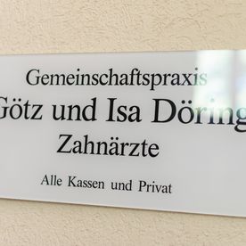 Zahnarztpraxis Dipl.-Stom.Götz und Isa Döring